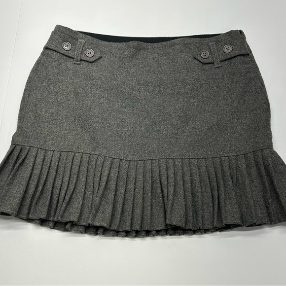 GAP VINTAGE Charcoal Gray Virgin Wool Skirt W 4 Pleated Bottom Side Zip Lined - Picture 13 of 15